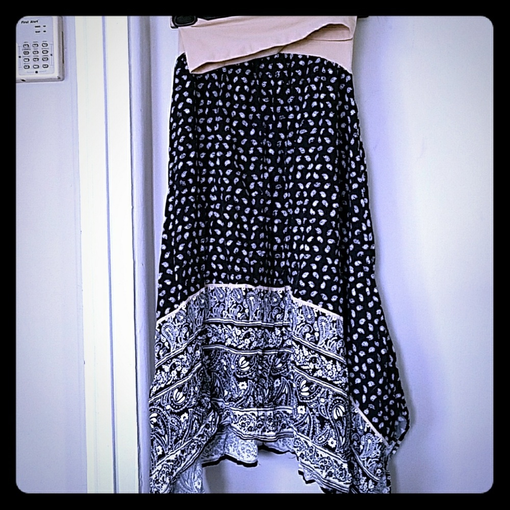 Motherhood Maternity Asymetrical Skirt Size Small